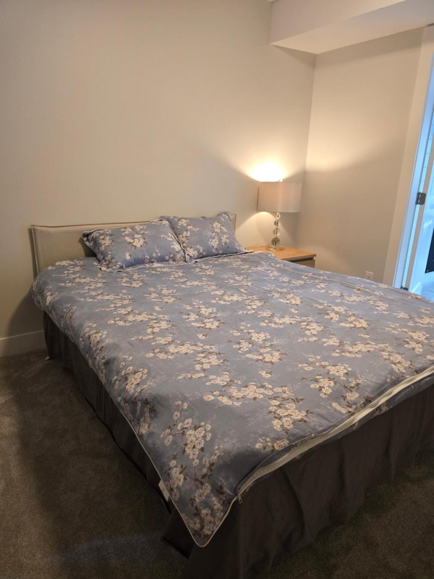 Private 1 Bedroom In Brookswood Langley Extérieur photo